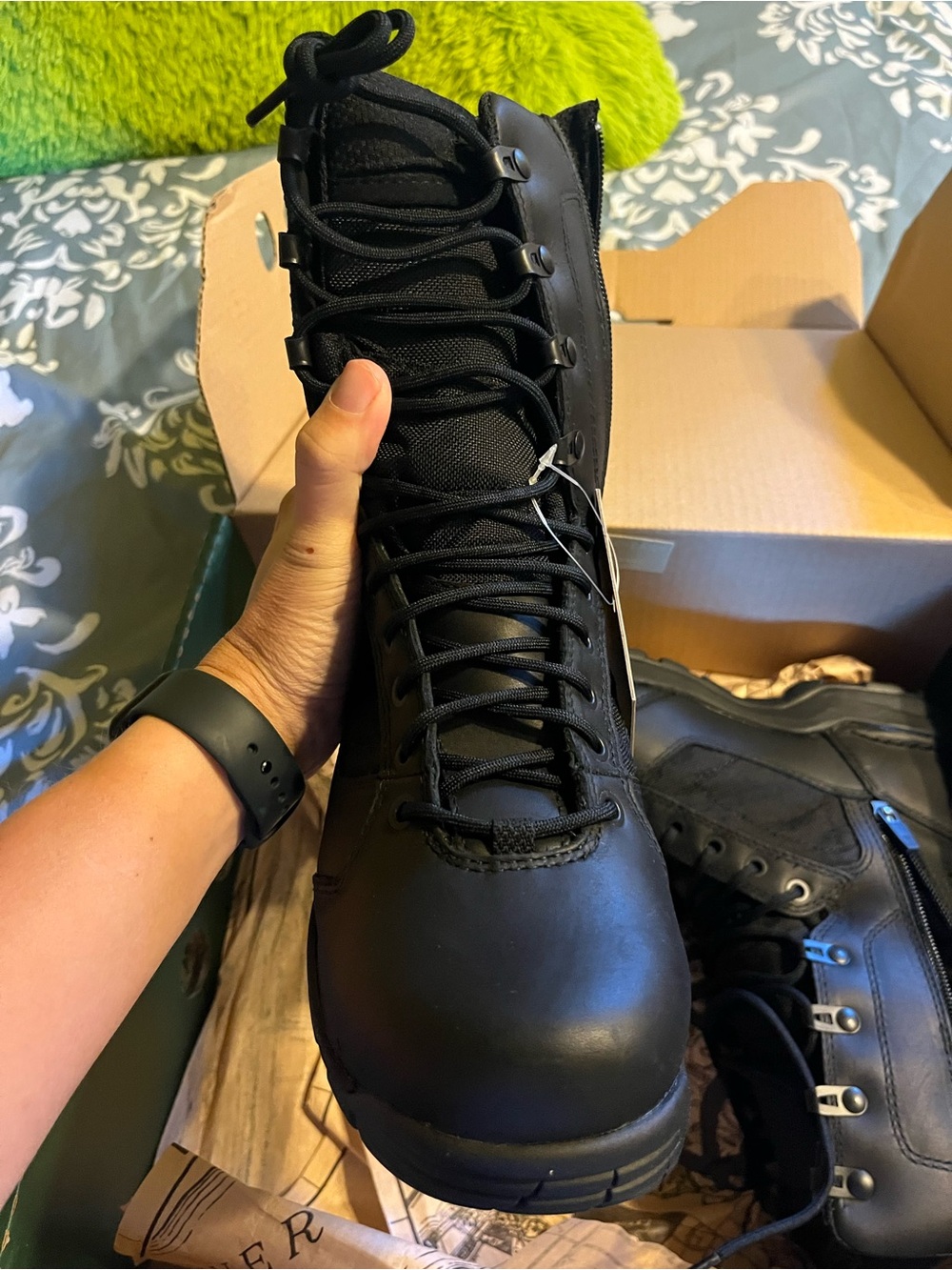 Vibram Women's Black Tactical Lace-Up Combat Boots